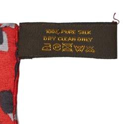 مملوكة مسبقًا وشاح لوي فيتون x ستيفن سبروس حرير مطبوع نقشة الفهد أحمر