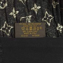 مملوكة مسبقًا Louis Vuitton Black Logo Monogram Lurex Silk So Glitter Stole