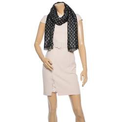 مملوكة مسبقًا Louis Vuitton Black Logo Monogram Lurex Silk So Glitter Stole