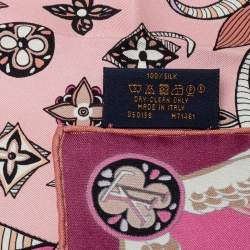 مملوكة مسبقًا Louis Vuitton Pink Innocence Silk Square Scarf