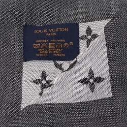 مملوكة مسبقًا Louis Vuitton Black Monogram Silk & Wool Denim Shawl