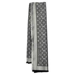 Buy designer Scarves by louis-vuitton at The Luxury Closet.