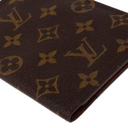 مملوكة مسبقًا Louis Vuitton Monogram Canvas Passport Cover