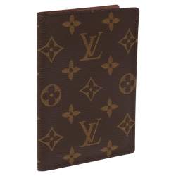 مملوكة مسبقًا Louis Vuitton Monogram Canvas Passport Cover