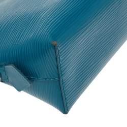 Pre Owned Louis Vuitton Turquoise Epi Leather Cosmetic Pouch