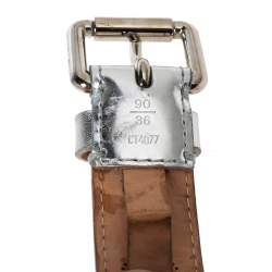 مملوكة مسبقًا حزام لوي فيتون جلد مثقب مونوغرامي فضي بإبزيم 90 سم