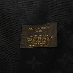 مملوكة مسبقًا Louis Vuitton Black Monogram Silk Wool Shawl