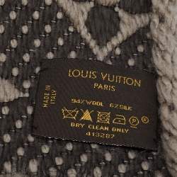 مملوكة مسبقًا Louis Vuitton Grey Verone Wool Silk Logomania Scarf