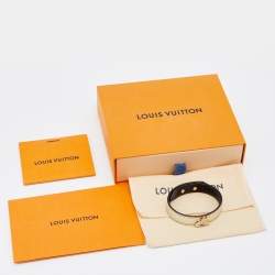 Pre Owned Louis Vuitton Silver Epi Leather Twist It Wrap Bracelet 