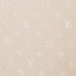 مملوكة مسبقًا Louis Vuitton Beige Monogram Monaco Silk Scarf