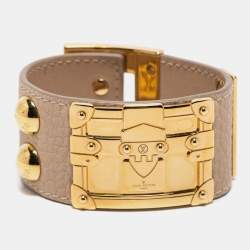 Pre Owned Louis Vuitton Beige Leather So LV Cuff Bracelet 17