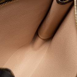 مملوكة مسبقًا Louis Vuitton Monogram Canvas Toiletry Pouch 19