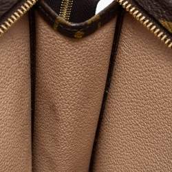 مملوكة مسبقًا Louis Vuitton Monogram Canvas Toiletry Pouch 19