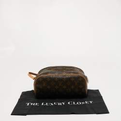 مملوكة مسبقًا Louis Vuitton Monogram Canvas King Size Toiletry Bag
