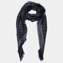 Louis Vuitton M75123 Scialle Monogram Shine Black Silk Wool ref.234046 -  Joli Closet
