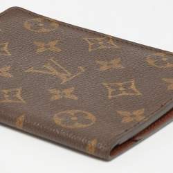 Louis Vuitton Monogram Canvas Passport Cover