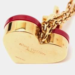 Pre Owned Louis Vuitton Lock Me Heart Resin Gold Tone Necklace