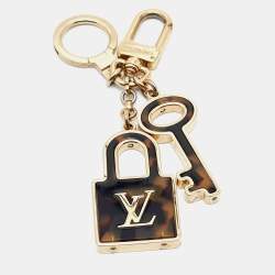 Pre Owned  Louis Vuitton Tortoise Shell Resin Confidence Key Ring/Bag Charm