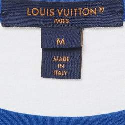 مملوكة مسبقًا تي شيرت لويس فيتون قطن أبيض بشعار منقوش عند الرقبة المقاس متوسط - ميديام