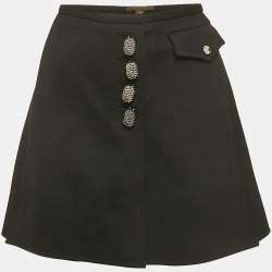 مملوكة مسبقًا Louis Vuitton Black Wool Metal Detail Mini Skirt M