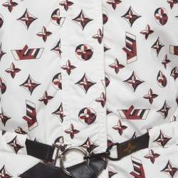 مملوكة مسبقًا سترة ريح نيلون بطبعة المونوغرام باللون الأبيض لويس فيتون مقاس صغير (سمول)