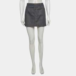 مملوكة مسبقًا تنورة قصيرة جينز رمادي لوي فيتون مقاس كبير/خصر 34 بوصة