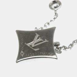 Pre Owned قلادة لويس فيتون ستار بلوسوم بي بي أونيكس ألماس ذهب أبيض 18 قيراط سلسلة ألماس أونيكس فضية