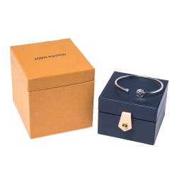 Louis Vuitton Idylle Blossom Diamond 18K White Gold Open Cuff Twist Bracelet 