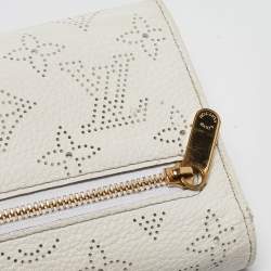 Louis Vuitton White Monogram Mahina Leather Amelia Wallet