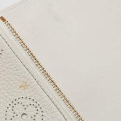 Louis Vuitton White Monogram Mahina Leather Amelia Wallet