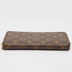 Louis Vuitton Monogram Canvas Zippy Wallet