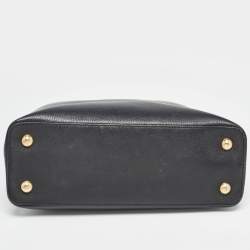 Pre Owned Louis Vuitton Black Taurillon Leather Capucines PM Bag