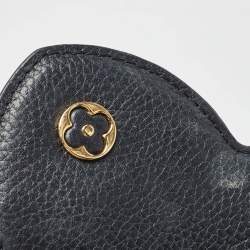 Pre Owned Louis Vuitton Black Taurillon Leather Capucines PM Bag