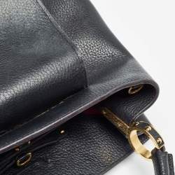 Pre Owned Louis Vuitton Black Taurillon Leather Capucines PM Bag