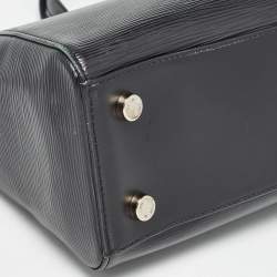 مملوكة مسبقًا Louis Vuitton Black Epi Leather Brea MM Bag