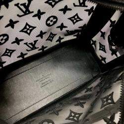 Louis Vuitton Black Monogram Mesh Soft Trunk Shoulder Bag