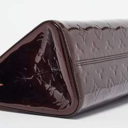 Pre Owned Louis Vuitton Amarante Monogram Vernis Roxbury Drive Bag