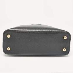 Pre Owned Louis Vuitton Black Leather Capucines PM Bag