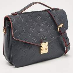 مملوكة مسبقًا Louis Vuitton Blue Monogram Empreinte Leather Pochette Metis Bag