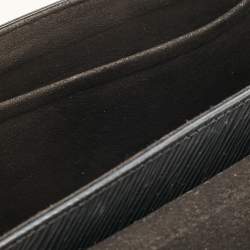 مملوكة مسبقًا Louis Vuitton Black Epi Leather Twist MM Bag