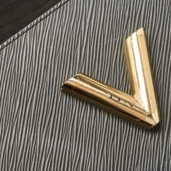 مملوكة مسبقًا Louis Vuitton Black Epi Leather Twist MM Bag