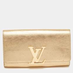 Pre Owned حقيبة كلتش لوي فيتون لويز جلد لامعة باودر بيج