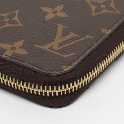 Louis Vuitton Monogram Canvas Zippy Wallet