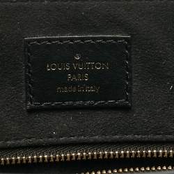 Pre Owned Louis Vuitton Black Epi Leather Sac Plat BB Bag