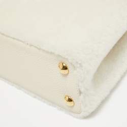 Pre Owned Louis Vuitton Blanc Shearling and Taurillon Leather Capucines BB Bag