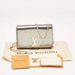 Pre Owned Louis Vuitton Givre Vernis Louise PM NM Chain Clutch