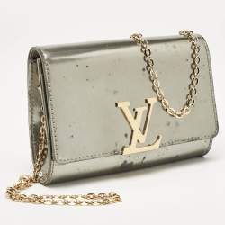 Pre Owned Louis Vuitton Givre Vernis Louise PM NM Chain Clutch