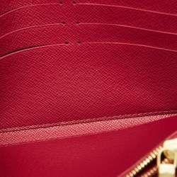 مملوكة مسبقًا Louis Vuitton Monogram Canvas Sarah Wallet