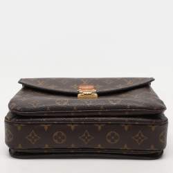 Pre Owned Louis Vuitton Monogram Canvas Pochette Metis Bag
