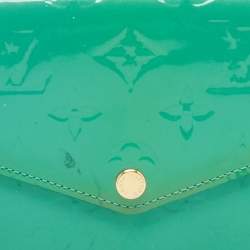 Louis Vuitton Bleu Lagon Monogram Vernis Sarah Wallet